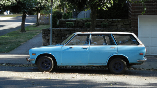 Illustration for article titled Ten classic cars for under $5,000